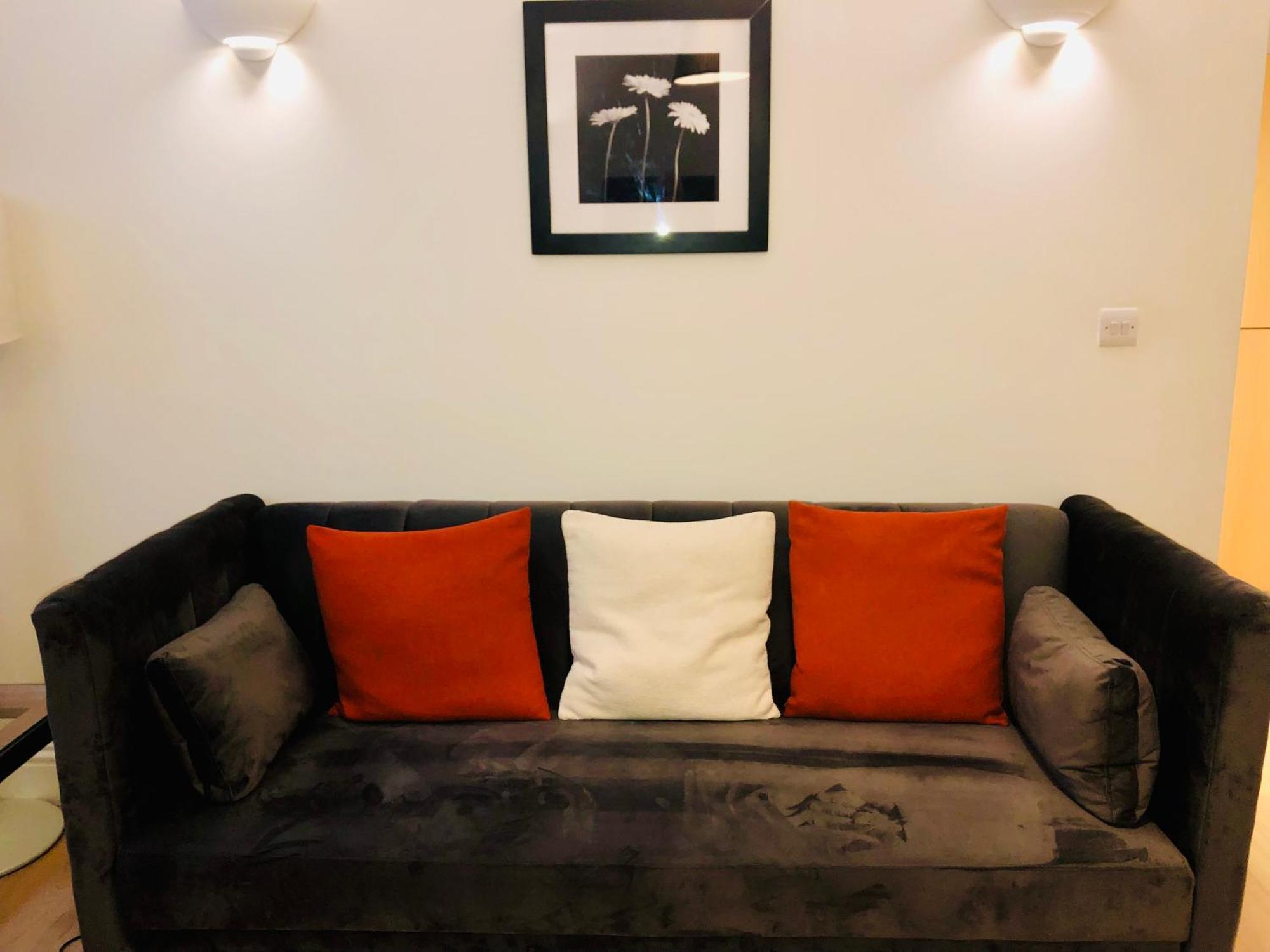 Luxury Apartment In The Heart Of Бат Екстер'єр фото